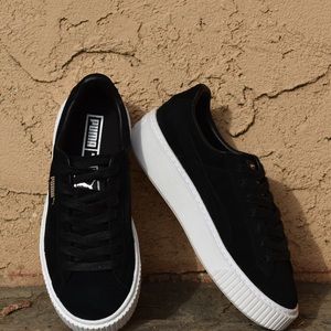 Brand New Puma Platform Woman Size 8